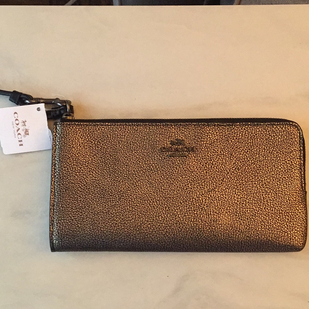 NWT Metallic COACH Wallet/Wristlet